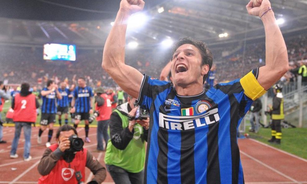 javier zanetti inter 2010