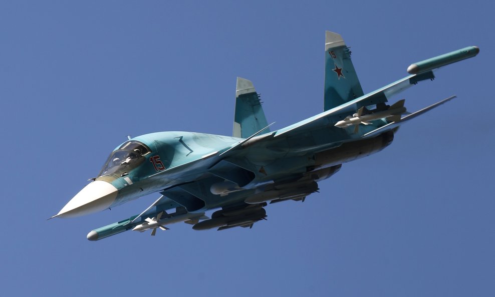 Ruski lovac bombarder Su-34
