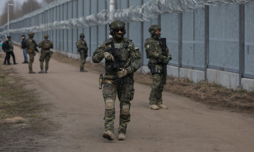Poljski vojnici na granici (ilustracija)