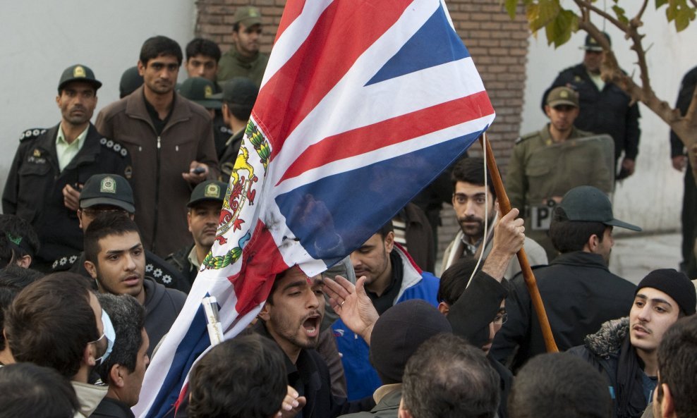 Iran britansko veleposlanstvo