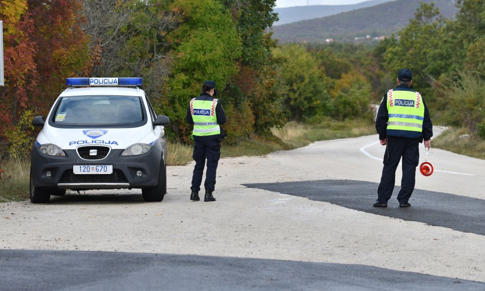Policija na granici