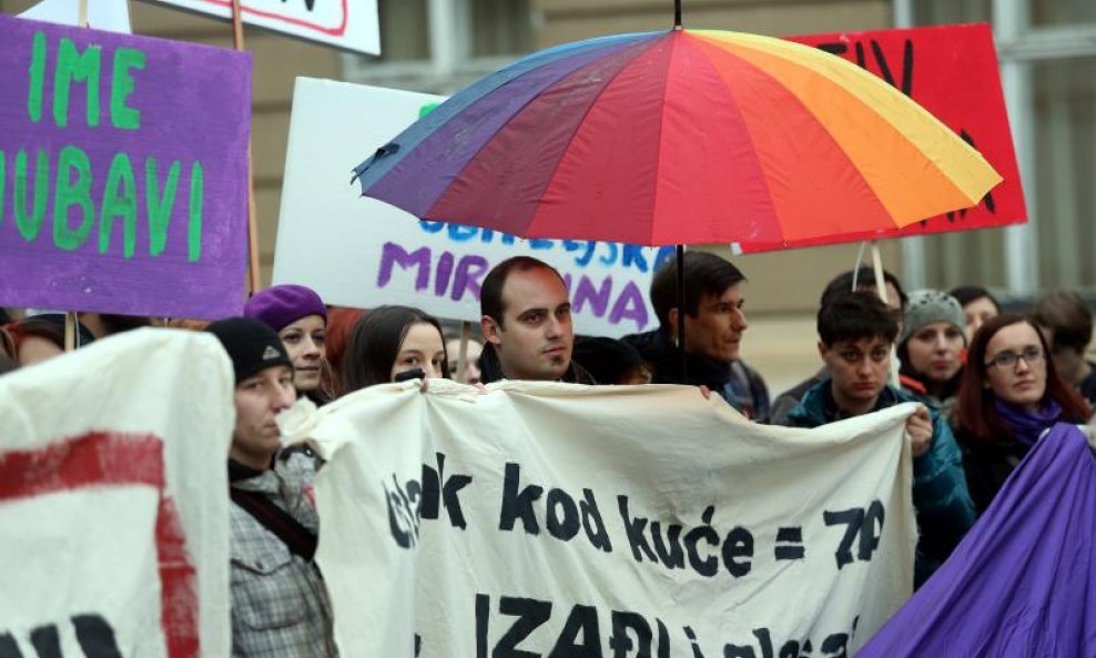 Marš Glasam protiv u organizaciji udruga Kontra, Rišpet i Ženska mreža Hrvatske (53)