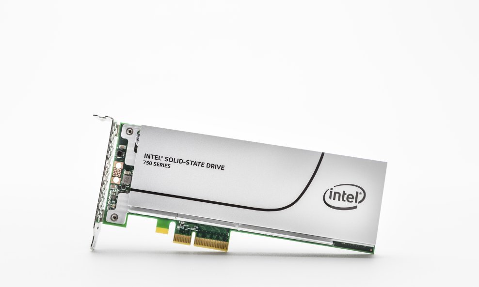 Intel SSD 750 Series