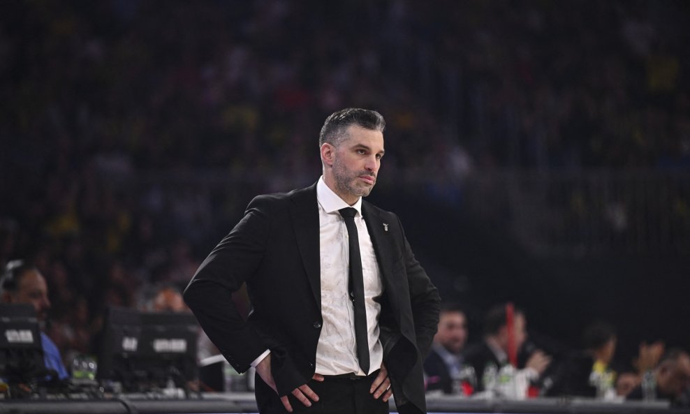 Dušan Alimpijević