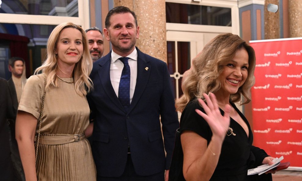Tomislav Šuta sa suprugom, Sandra Bagarić