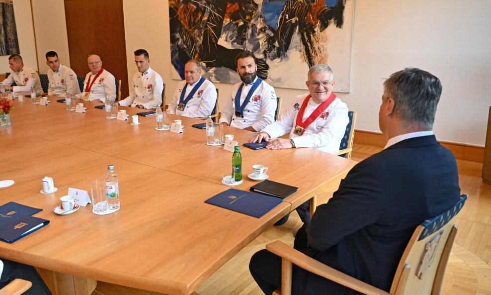 Milanović s predstavnicima Hrvatskog kuharskog saveza