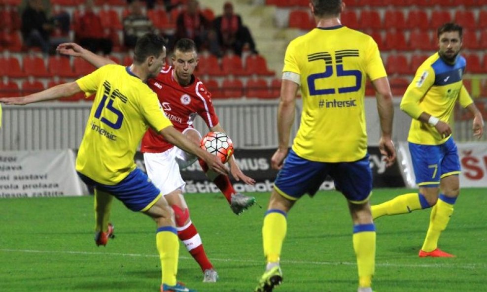 Split - Inter Josip Šoljić, Mislav Komorski.