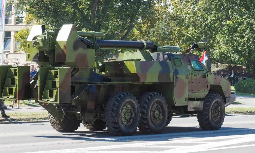 Sustav TSMB na beogradskim ulicama za vrijeme vojne parade u rujnu ove godine