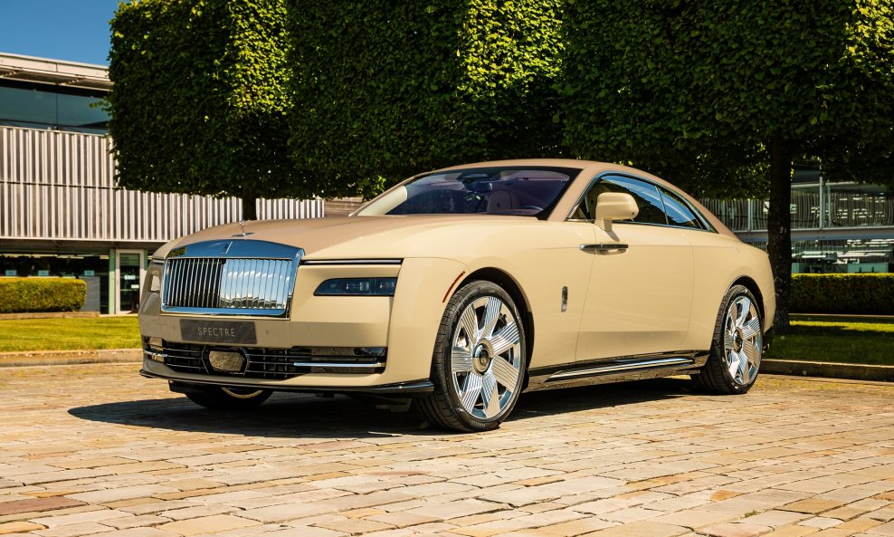 Rolls-Royce Spectre Bailey