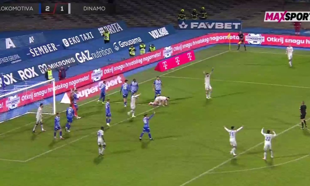 Dinamo traži penal