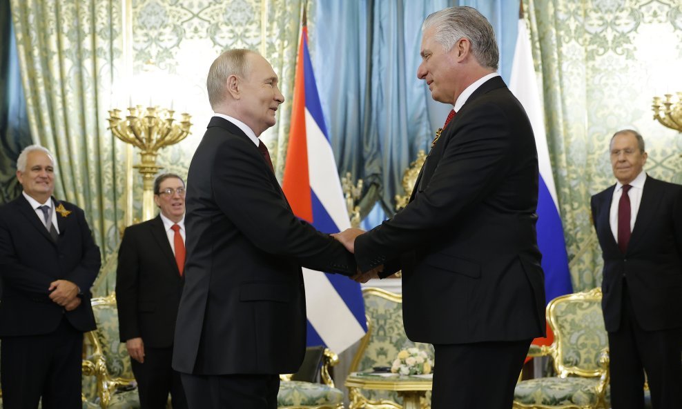 Vladimir Putin i kubanski predsjednik Miguel Diaz-Canel