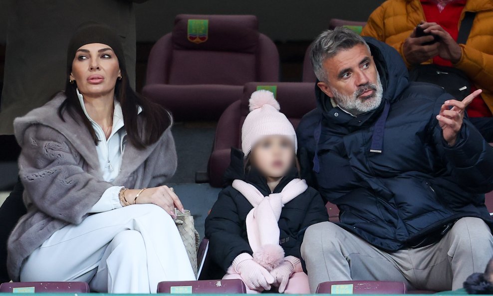 Zoran Mamić s obitelji u VIP loži