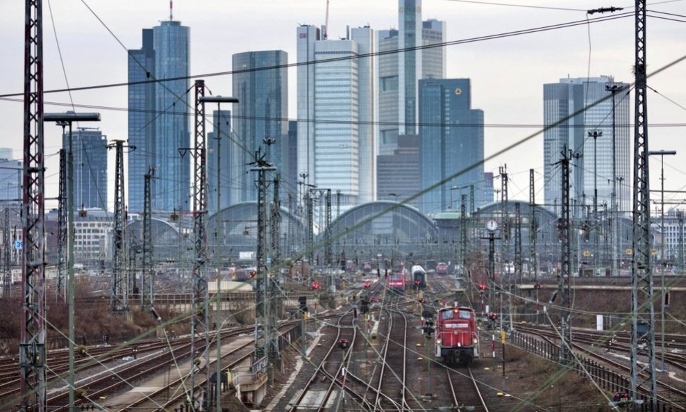 Glavni željeznički kolodvor u Frankfurtu