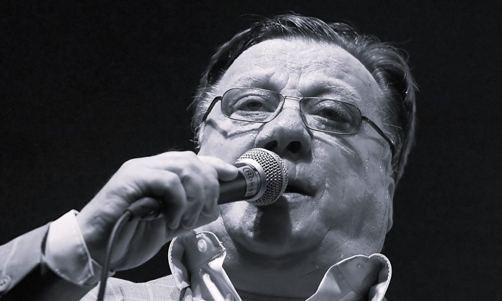 Halid Bešlić