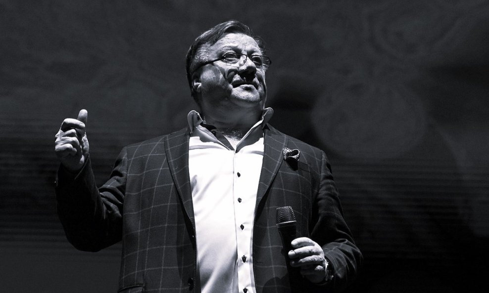 Halid Bešlić