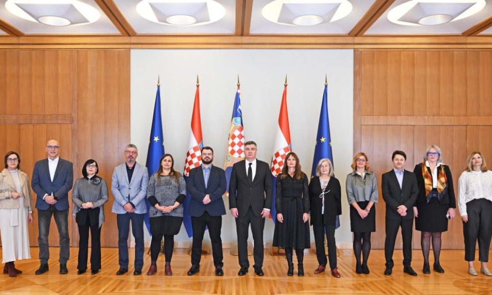 Zoran Milanović s predstavnicima psihoterapijskih udruga