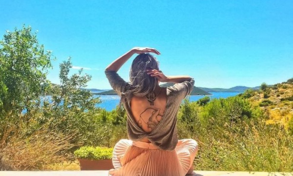 13735941_1262114207210459_1112302007_n.jpg.ximg.l_6_m.smart