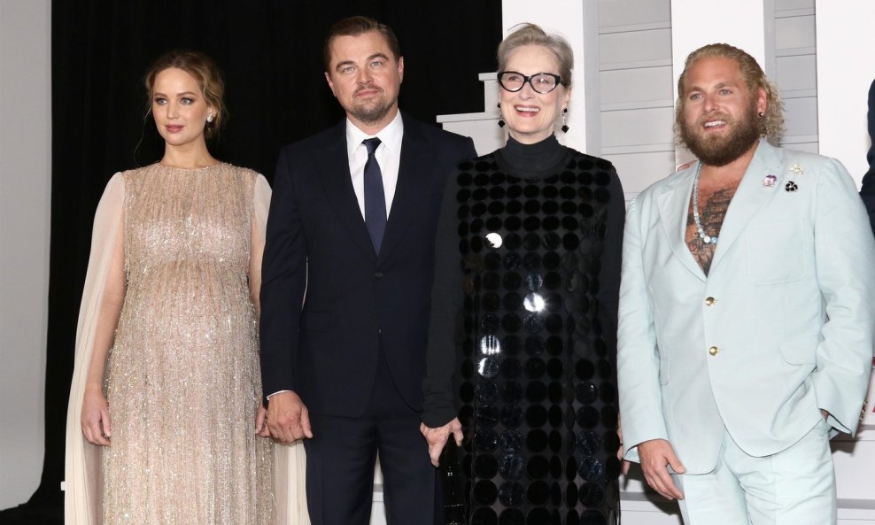 Jonah Hill, prvi desno