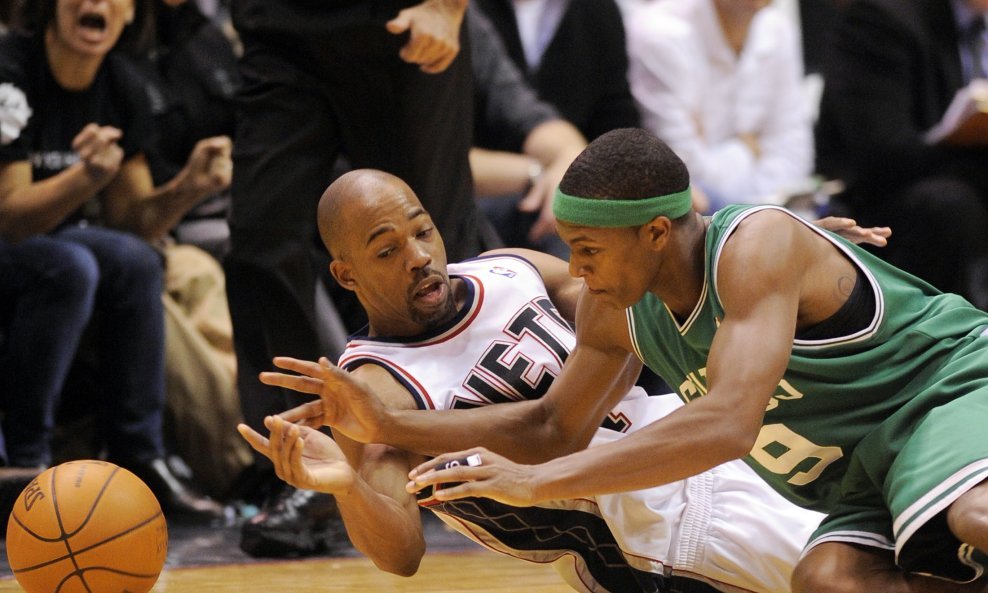 Rafer Alston (New Jersey Nets) i Rajon Rondo (Boston) 