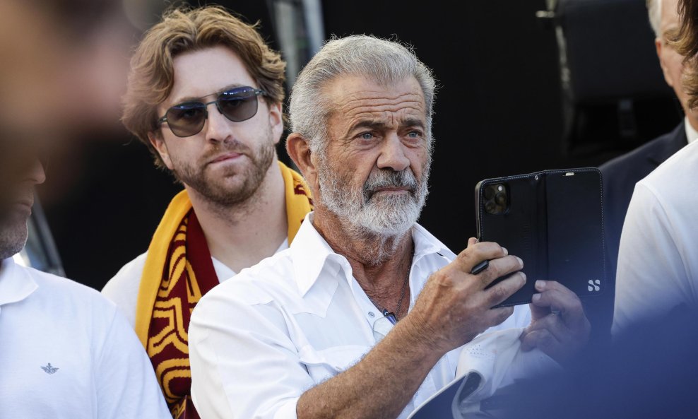 Mel Gibson