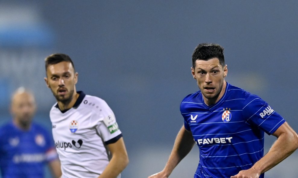 Scott McKenna Dinamo