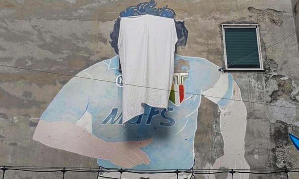 Maradonin mural