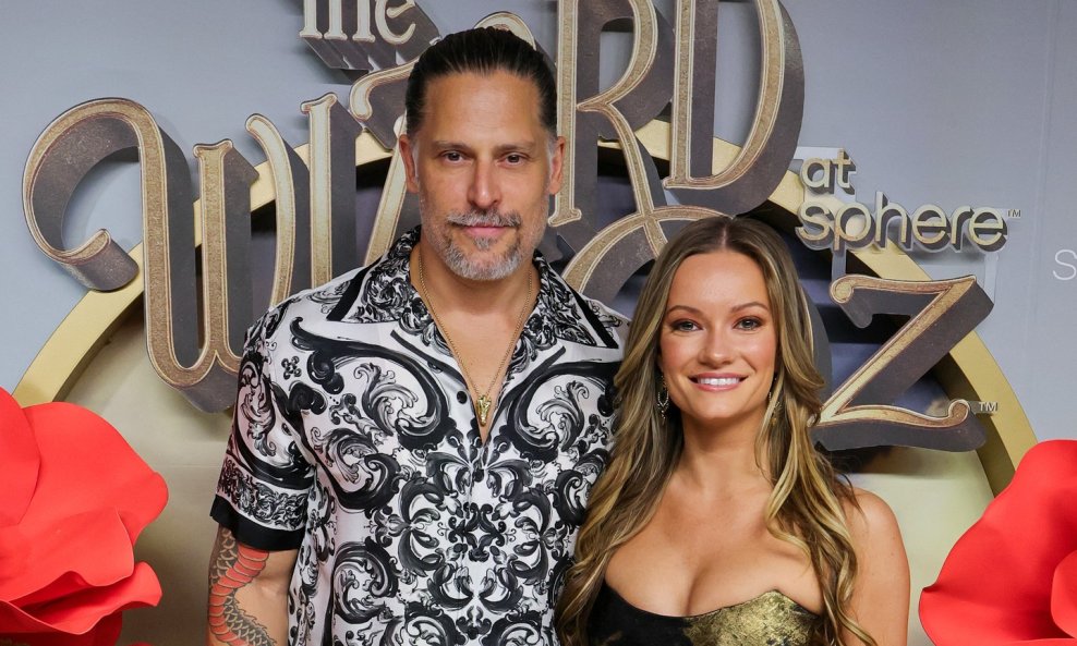 Joe Manganiello i Caitlin O'Connor