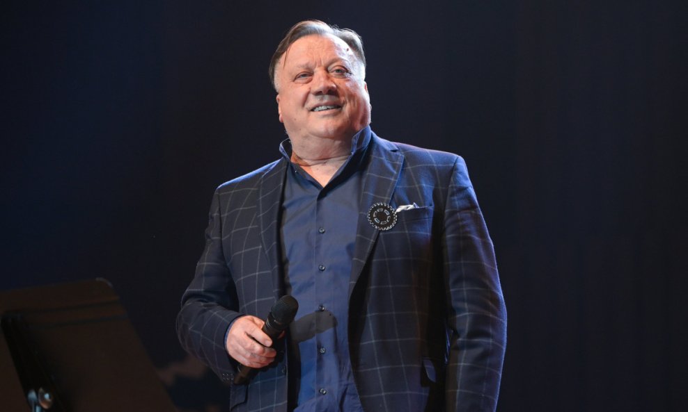 Halid Bešlić
