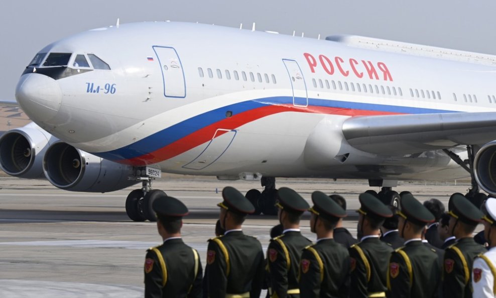 Putinov avion mogao bi u Mađarsku doći preko Bugarske