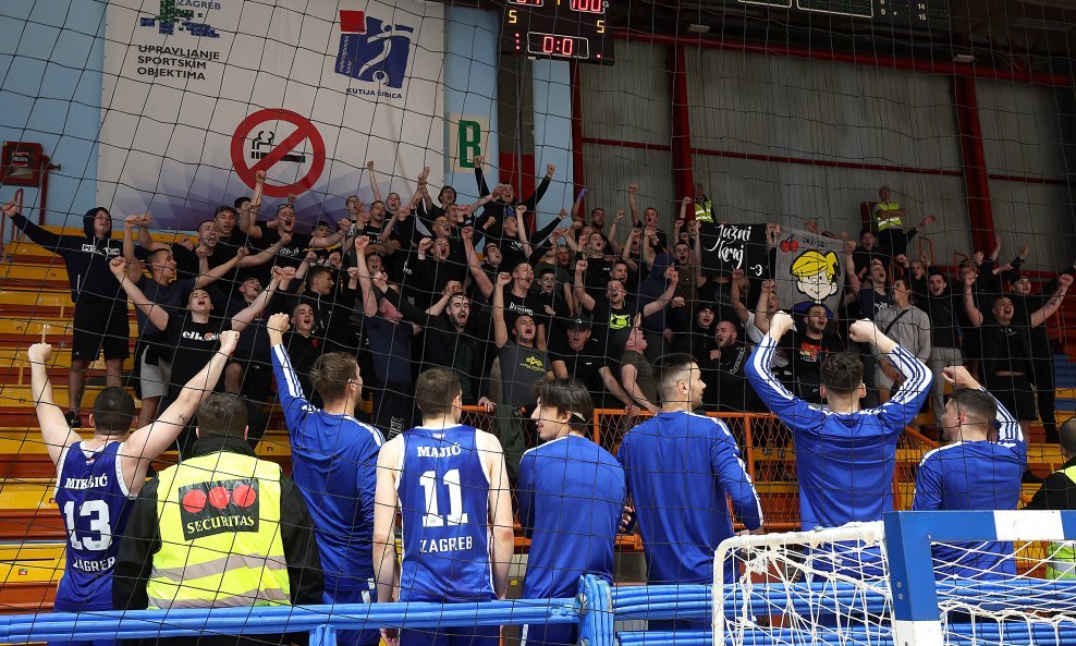 Boysi na KK Dinamo