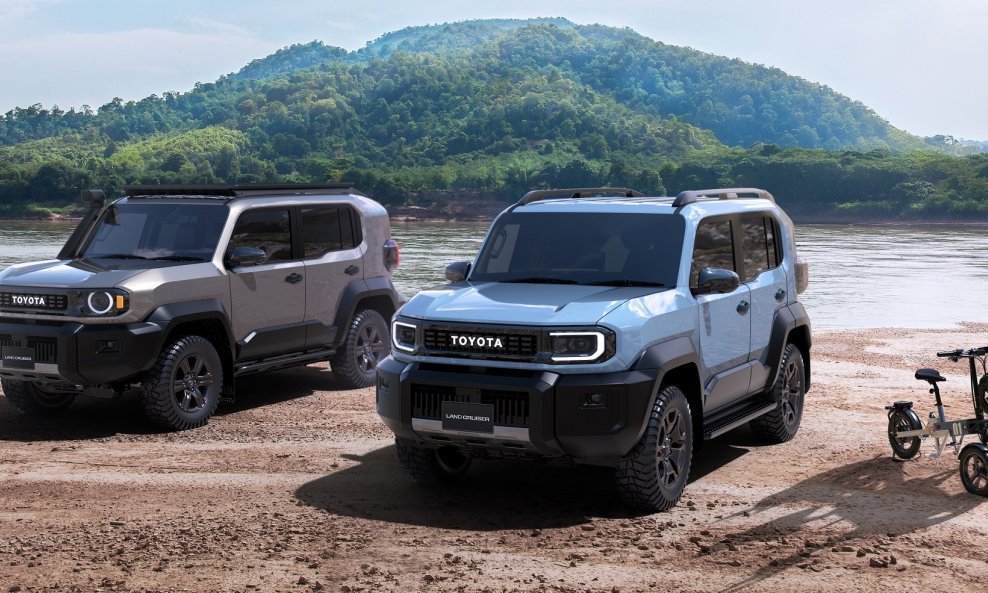 Land Cruiser 'FJ' (specifikacija/prototip prilagođen za inozemstvo), Land Cruiser 'FJ' (prototip) (s lijeva na desno)