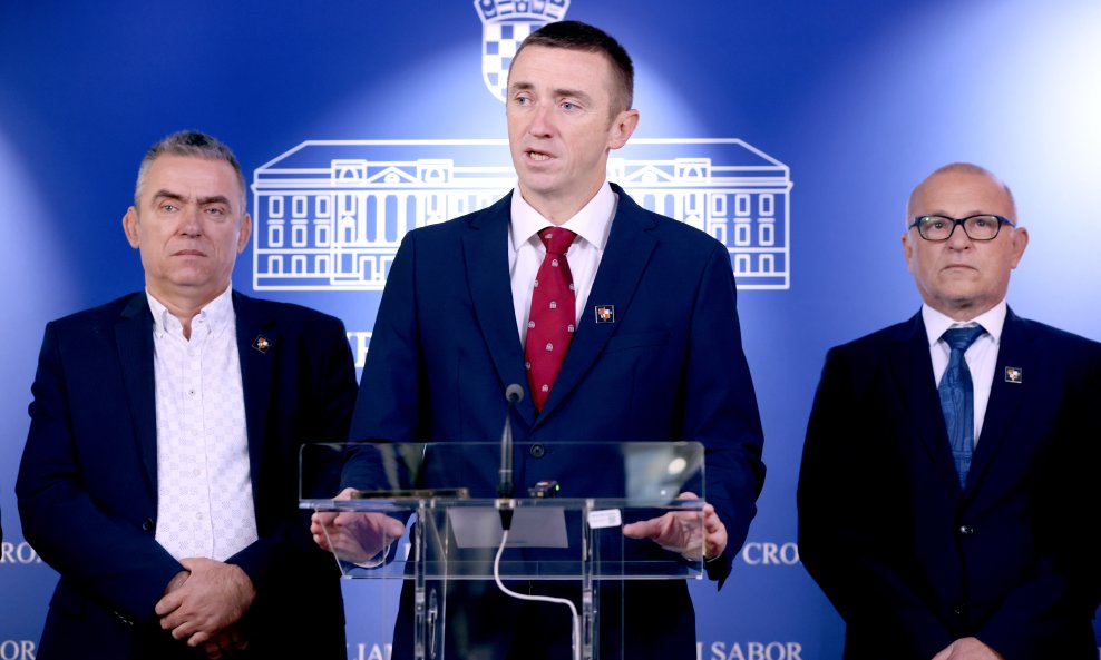 DP je govorio o uklanjanju mauzoleja Vukašinu Šoškočaninu