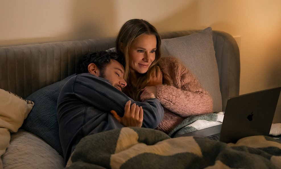 Kristen Bell i Adam Brody u seriji 'Nitko ovo ne želi'