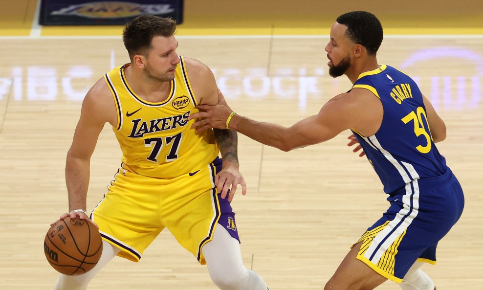 Luka Dončić vs. Stephen Curry