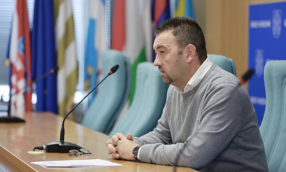 Marijan Pavliček
