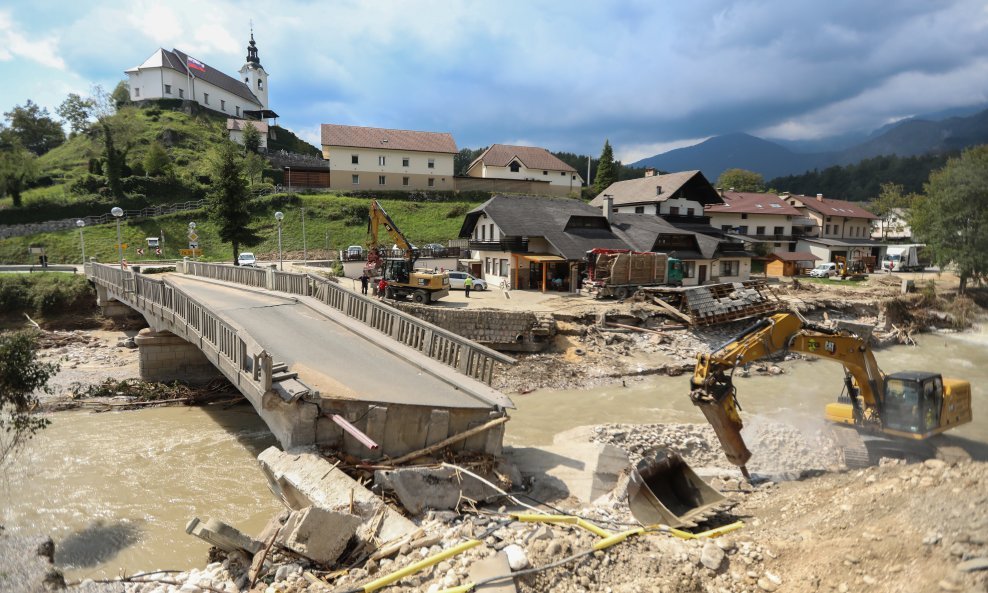 Posljedice poplave koja je pogodila Kamnik u Sloveniji