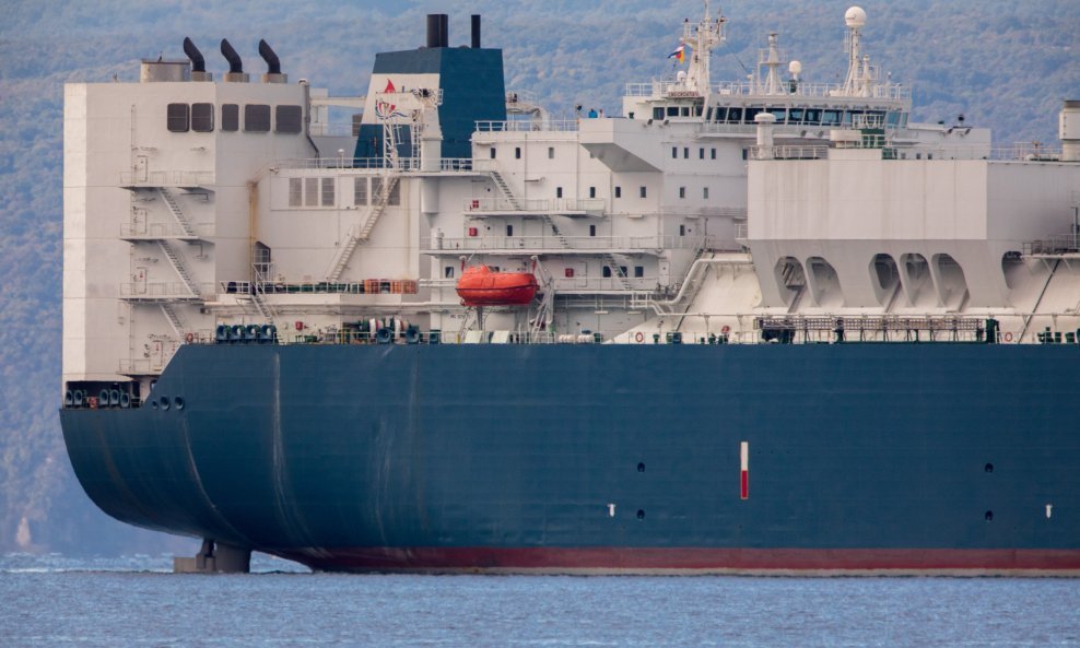 Plutajući LNG terminal - Ilustracija