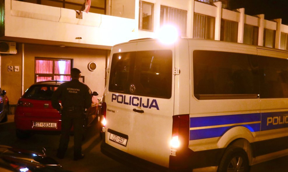 Prekinuta Folklorna večer Srba u Splitu