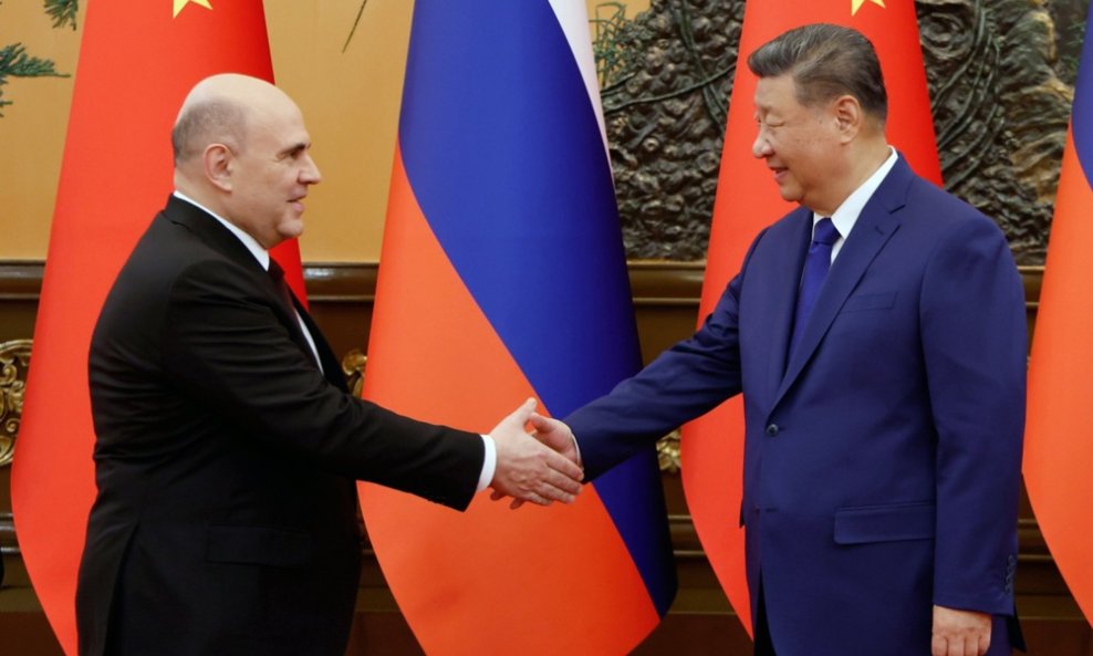 Mihail Mišustin i Xi Jinpgin