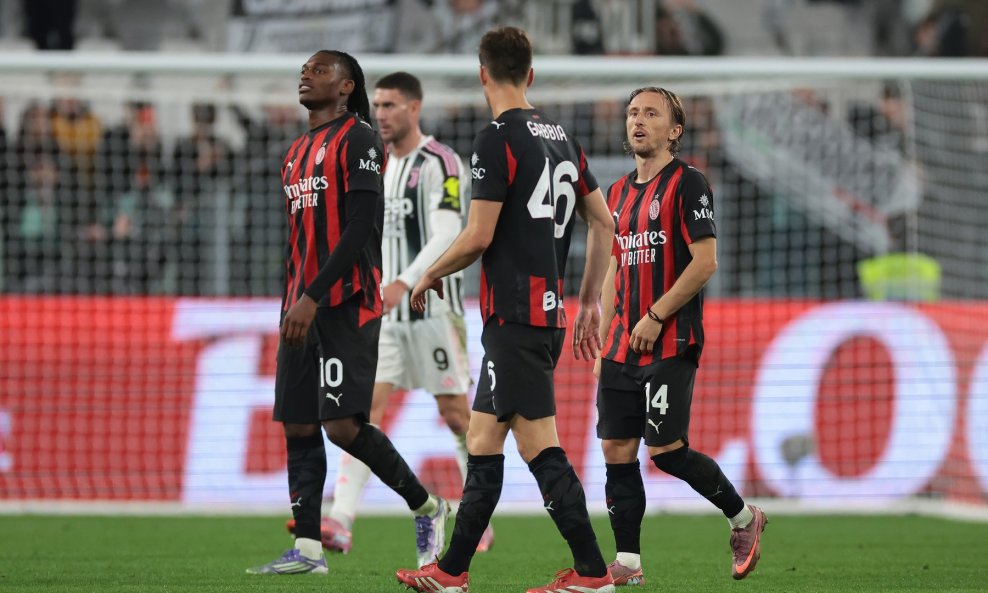 Matteo Gabbia i Luka Modrić