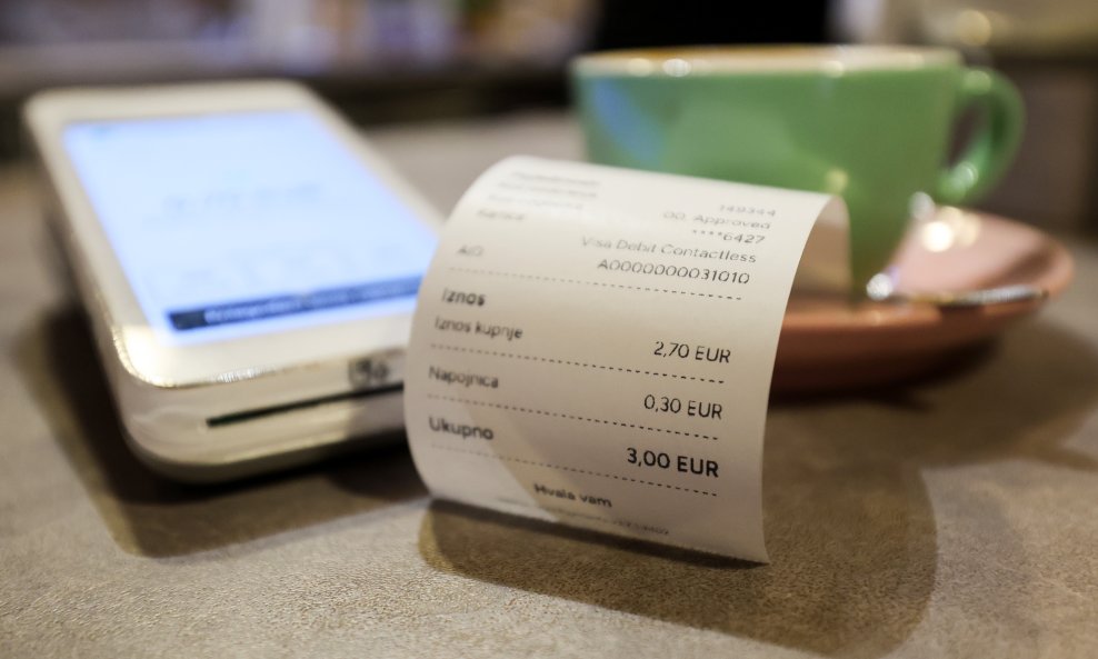 Ilustrativna fotografija - plaćanje