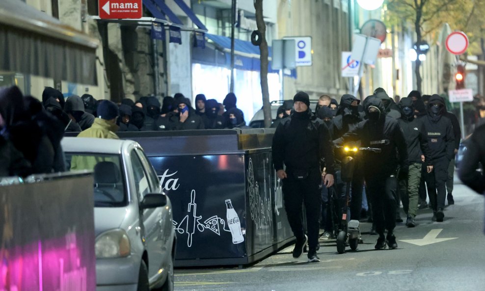 Huligani na otvaranju Dana Srpske kulture u Zagrebu