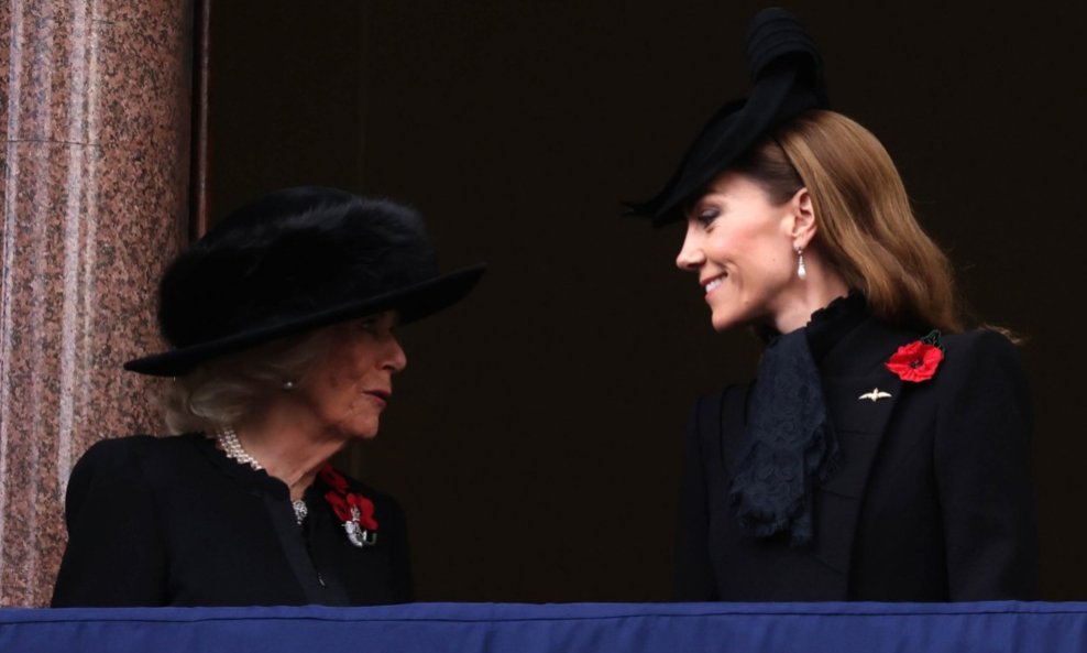 Kraljica Camilla i Kate Middleton