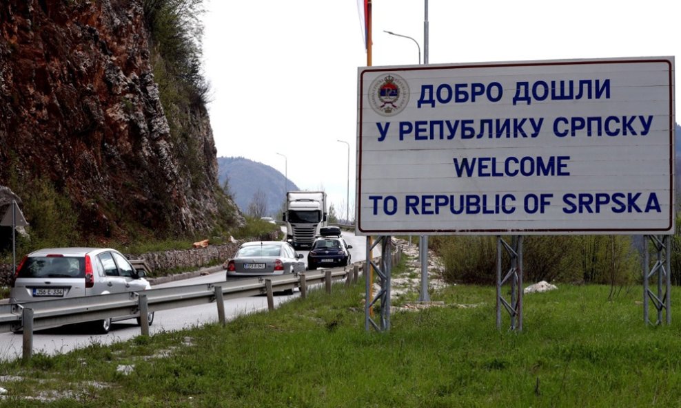 Na Sarajevo se pucalo iz srpskog dijela