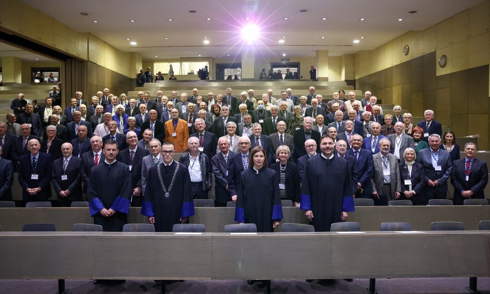 Nagrađeni inženjeri Zlatnim diplomama