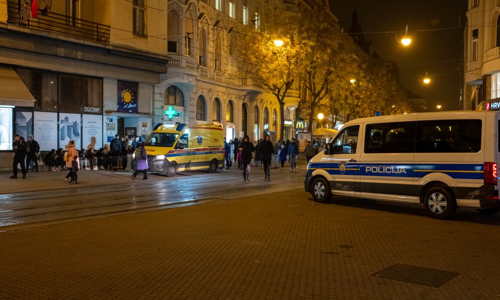 Policija osigurava prostor oko Jelačićeva trga nakon masovne tučnjave