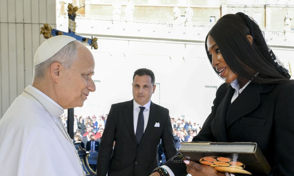 Papa Lax XIV i Naomi Campbell