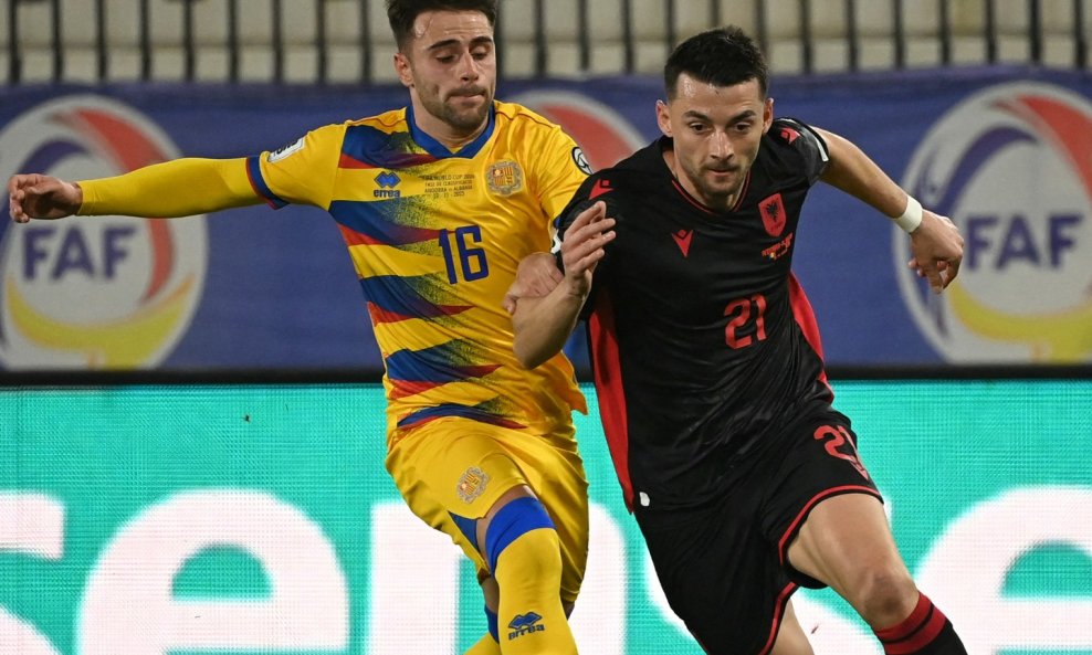 Arber Hoxha protiv Andore