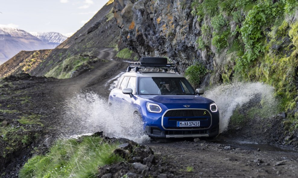 MINI Countryman SE ALL4 na električnom putovanju: Island