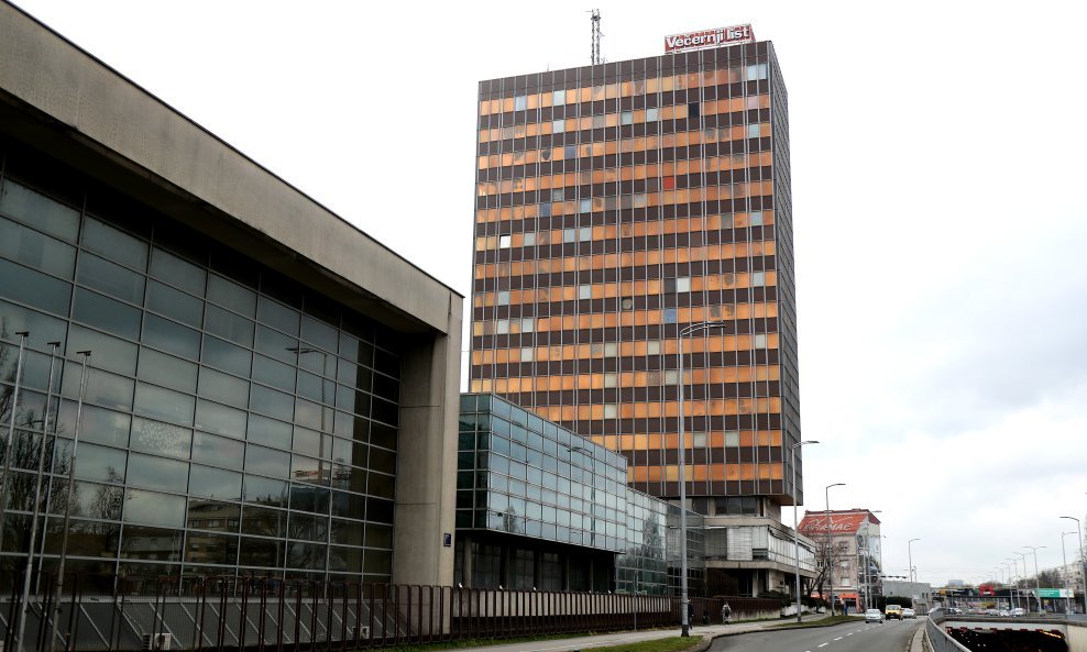 Vjesnikov neboder prije velikog požara